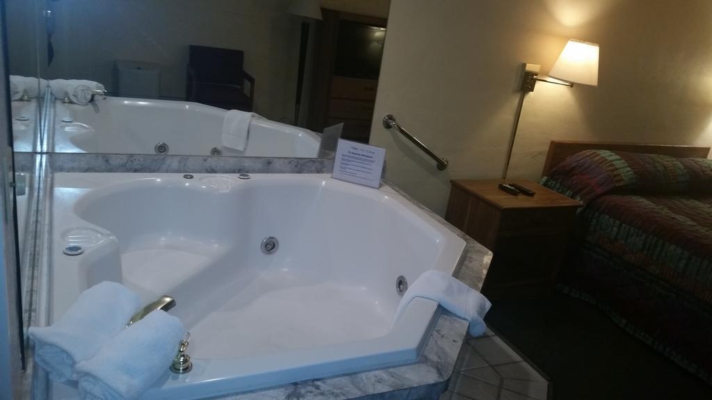 Motel 6-Moline, Il Bagian luar foto