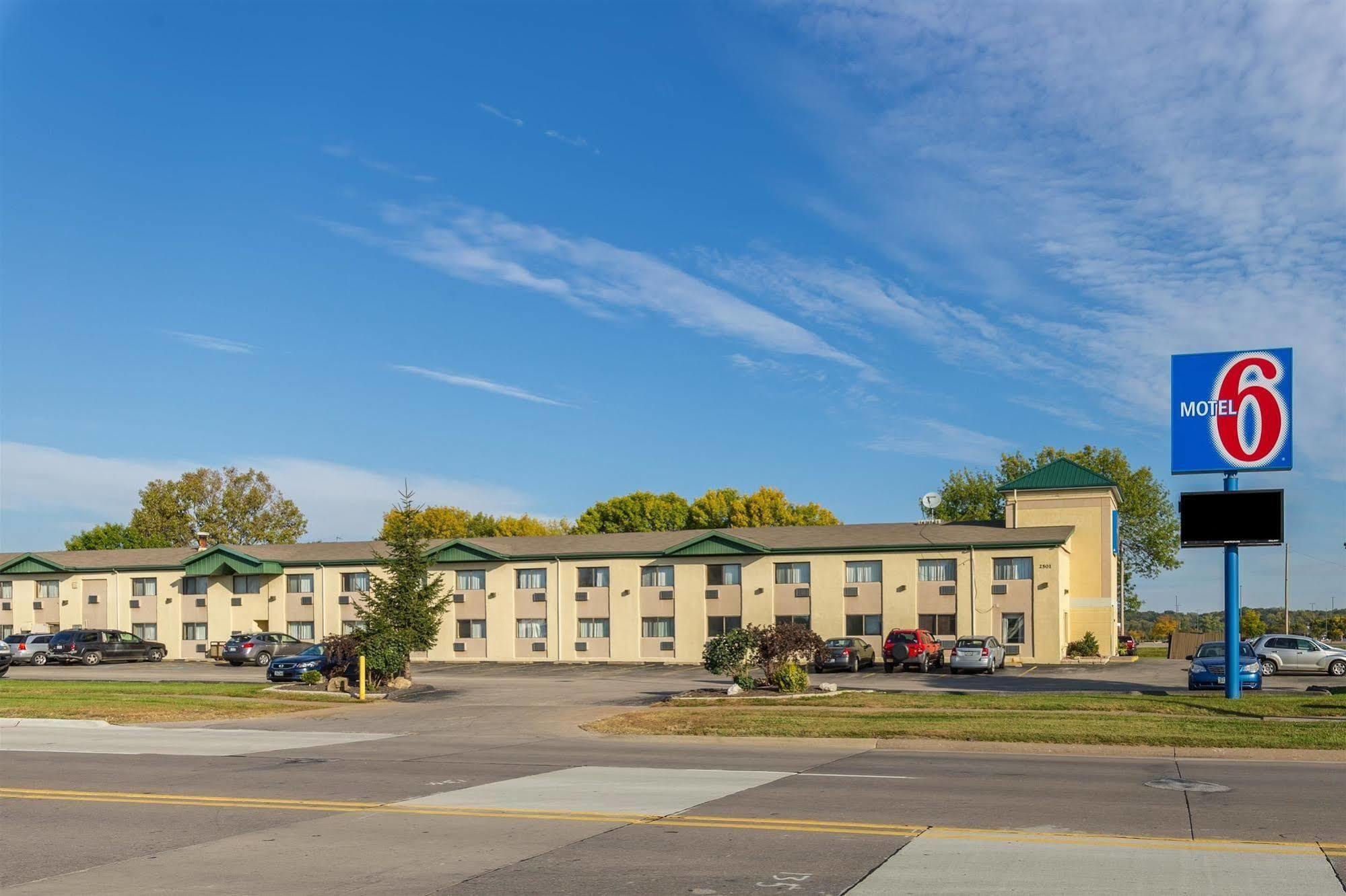 Motel 6-Moline, Il Bagian luar foto