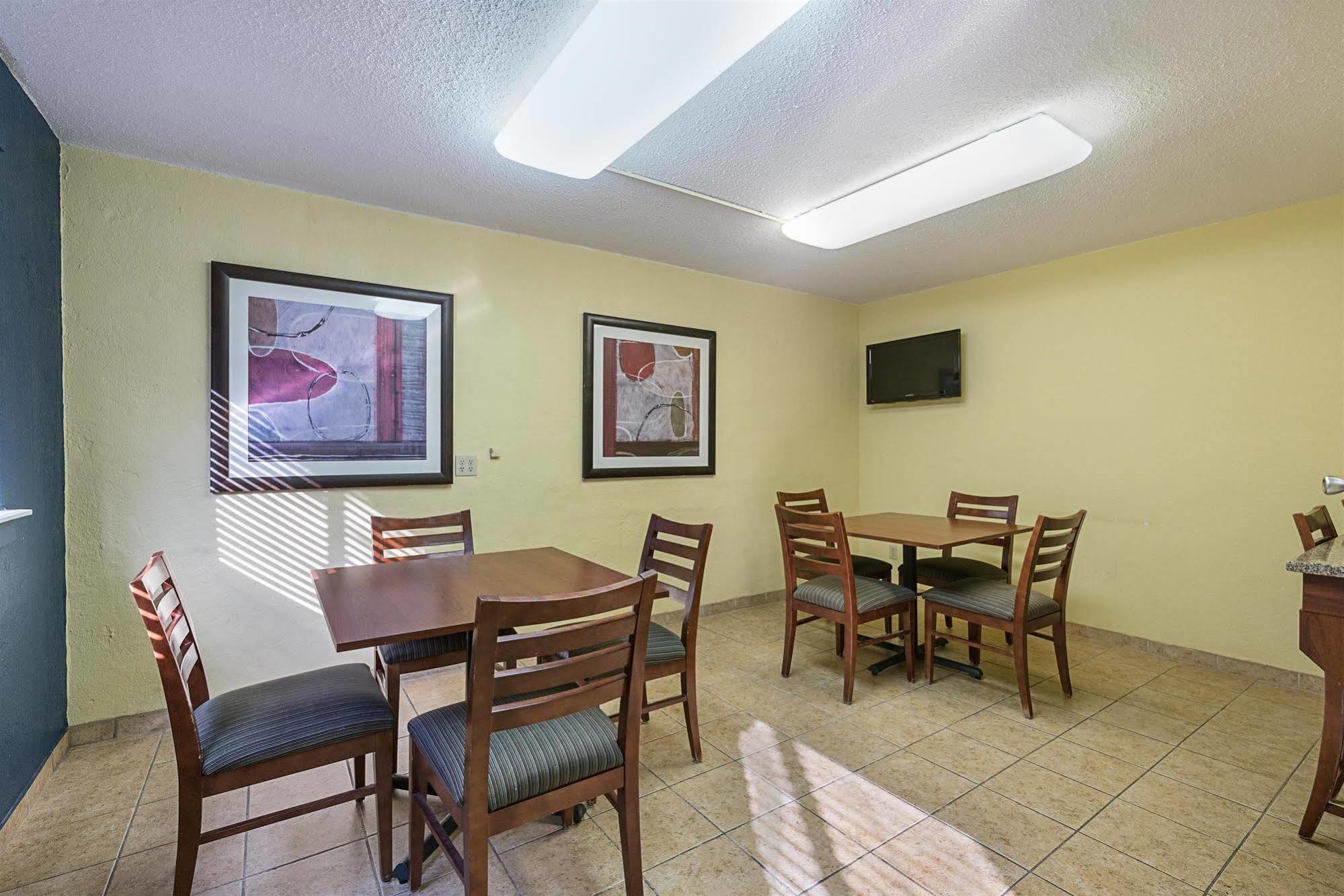 Motel 6-Moline, Il Bagian luar foto
